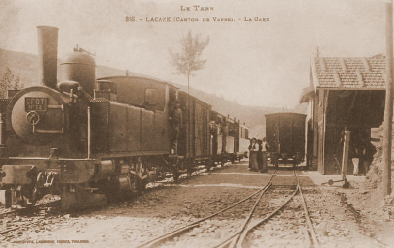 Agrandir l'image De la gare de Lacaze à la gare de Pierre-Ségade