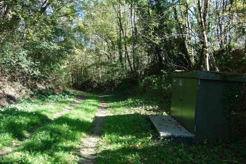 de la gare de Lacaze &agrave; l'arr&ecirc;t de la Combali&eacute;