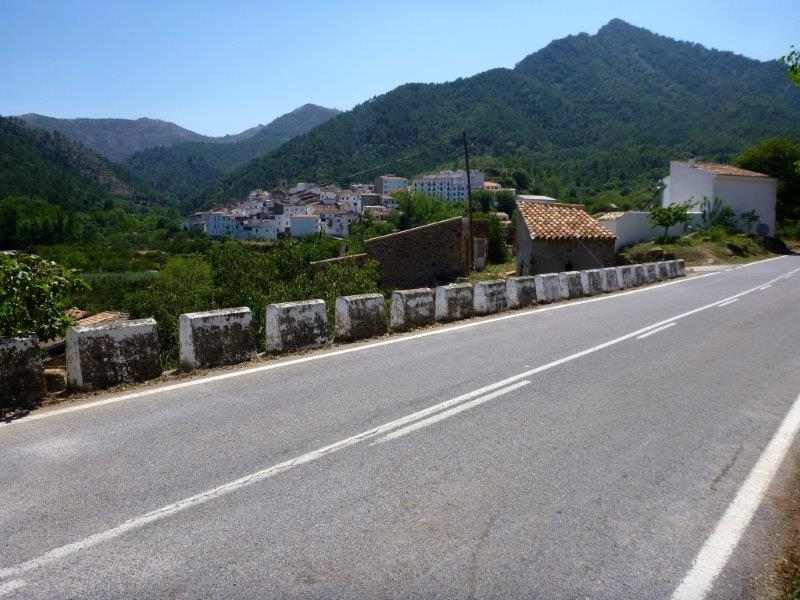 Agrandir l'image En direction du Collado de Veo