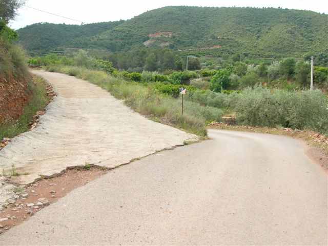 Agrandir l'image Entre Alfondeguilla et le Collado Garrut