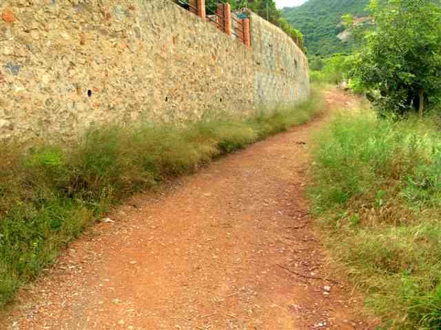 Agrandir l'image Entre Alfondeguilla et le Collado Garrut