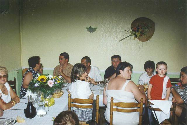 Agrandir l'image 04 Journée des anciens de Moun Oustal 2002