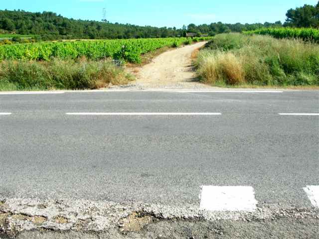 Agrandir l'image Embranchement vers le Col de Caque Renard