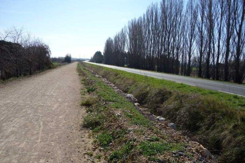 Voie verte entre la gare de Cazouls à la gare de Maureilhan