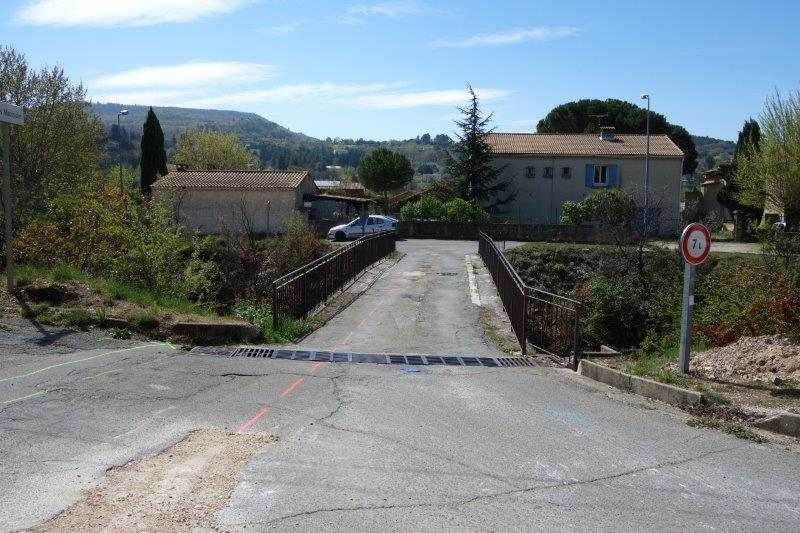Agrandir l'image De la gare d'Apt à la halte d'Apt-Madeleine