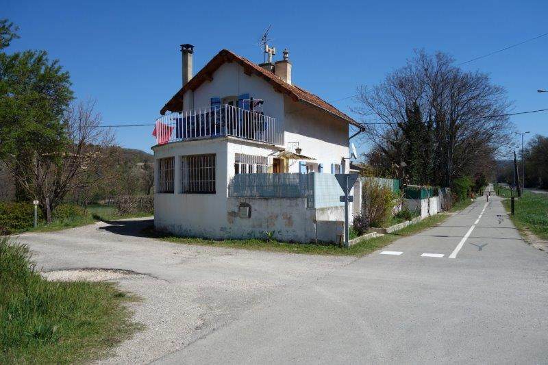 Agrandir l'image De la halte d'Apt-Madeleine à la gare de Saignon