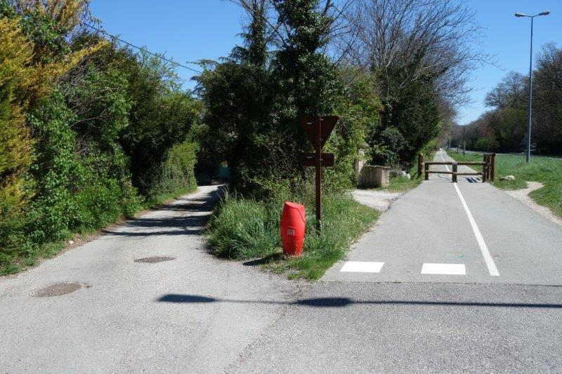 Agrandir l'image De la halte d'Apt-Madeleine à la gare de Saignon