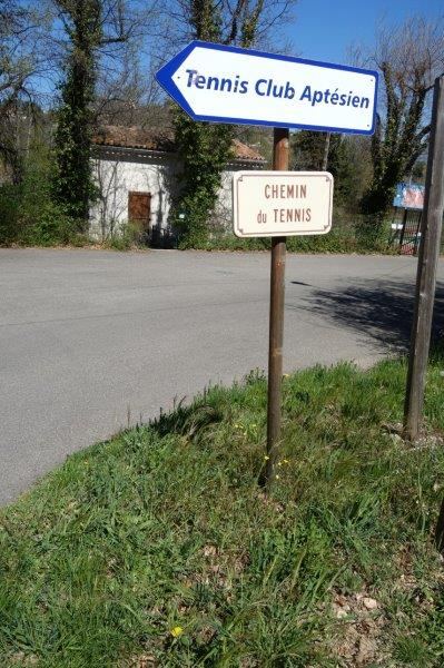 Agrandir l'image De la halte d'Apt-Madeleine à la gare de Saignon