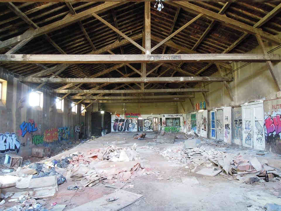Agrandir l'image La Petite Vitesse la gare d'Apt
