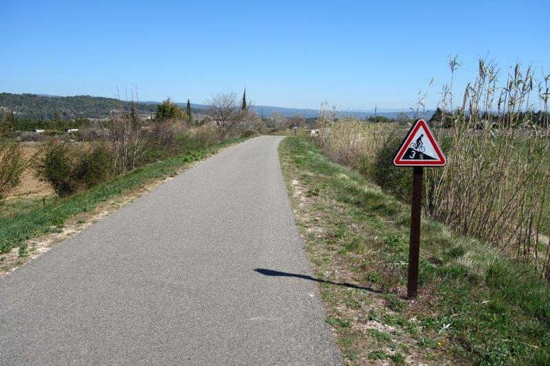 Agrandir l'image De la gare de Robion à la gare de Maubec