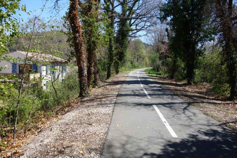 Agrandir l'image De la halte d'Apt-Madeleine à la gare de Saignon