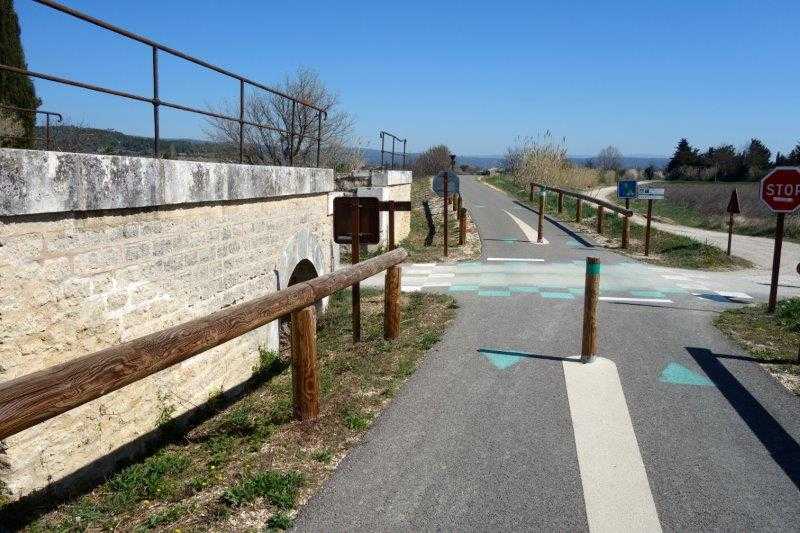 Agrandir l'image De la gare de Robion à la gare de Maubec