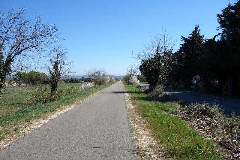 Agrandir l'image De la gare de Robion à la gare de Maubec