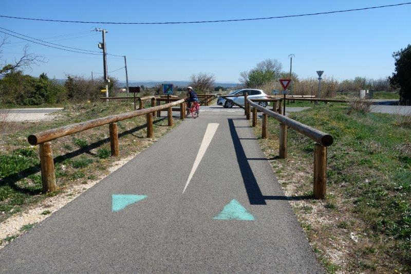 Agrandir l'image De la gare de Robion à la gare de Maubec