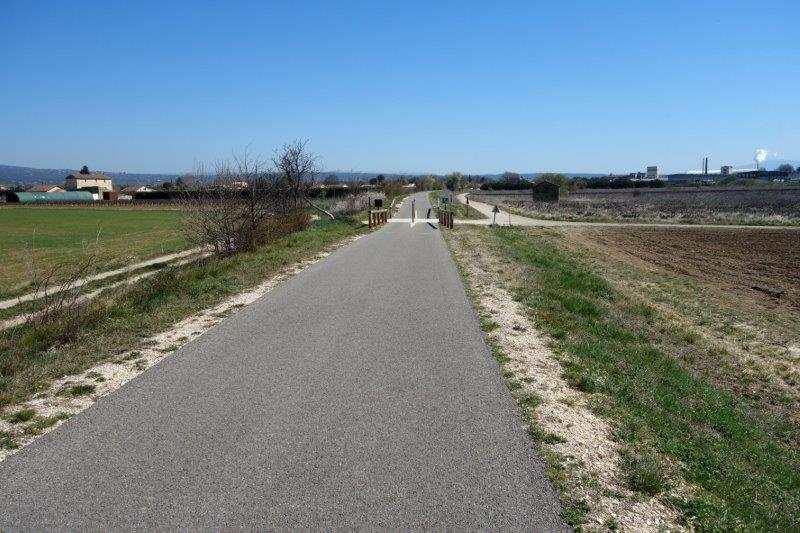 Agrandir l'image De la gare de Robion à la gare de Maubec