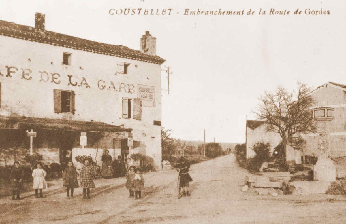 Agrandir l'image Café de la gare de Maubec