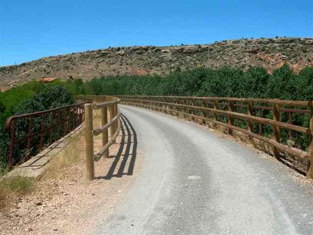 Agrandir l'image Pont à proximité de la gare de Teruel
