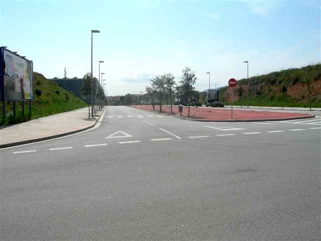 Agrandir l'image Embranchement de rue vers le coll de Vallmajor