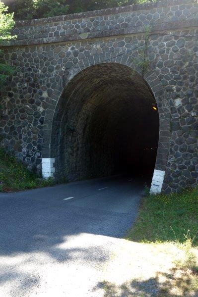 Agrandir l'image tunnel de Courris