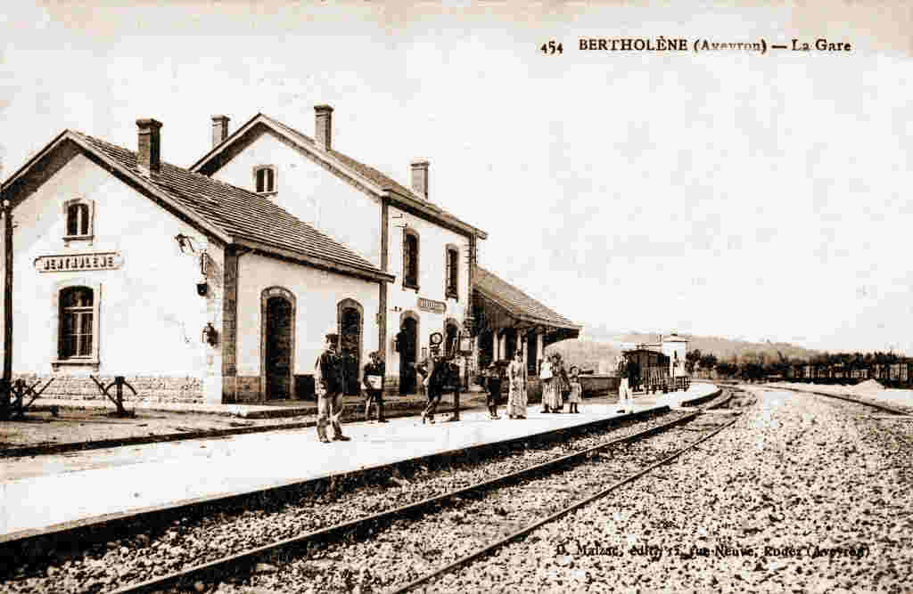 De la gare de Bertholène à la halte de Ban