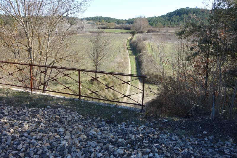 De la gare de Fontanès-Lecques à la gare de Vic-le-Fesq