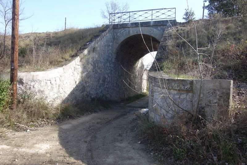 De la gare de Fontanès-Lecques à la gare de Vic-le-Fesq