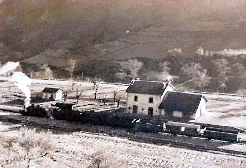 Gare d'Arre et Bez