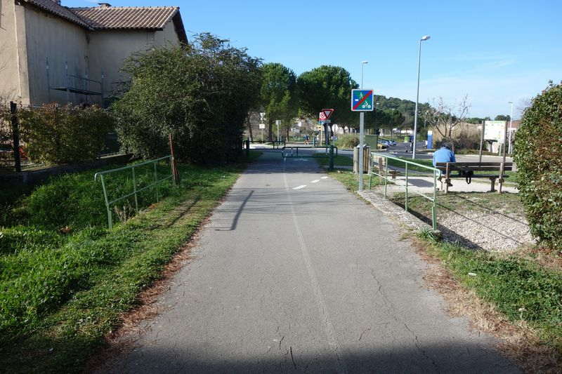 De la gare de Caveurac  la gare de Langlade